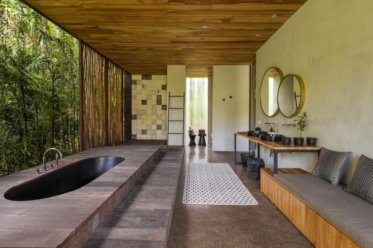 Selemadeg Chameleon Villa Bali מראה חיצוני תמונה