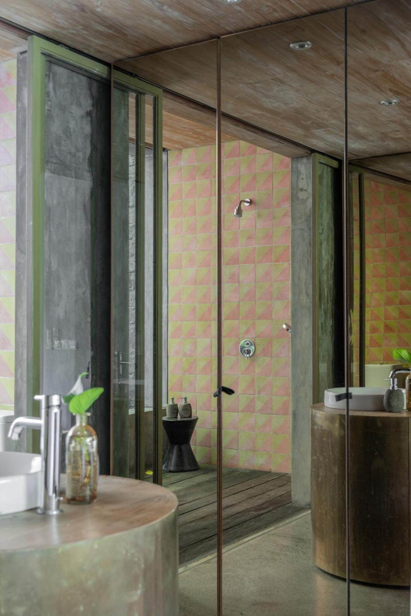 Selemadeg Chameleon Villa Bali מראה חיצוני תמונה