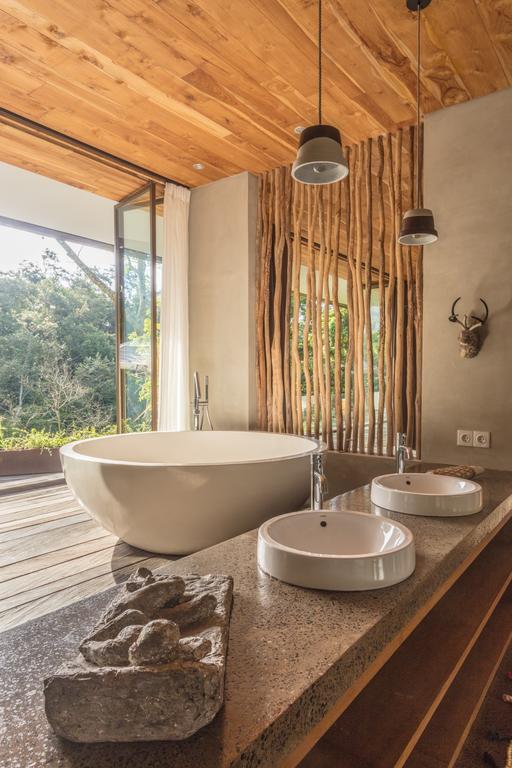 Selemadeg Chameleon Villa Bali מראה חיצוני תמונה